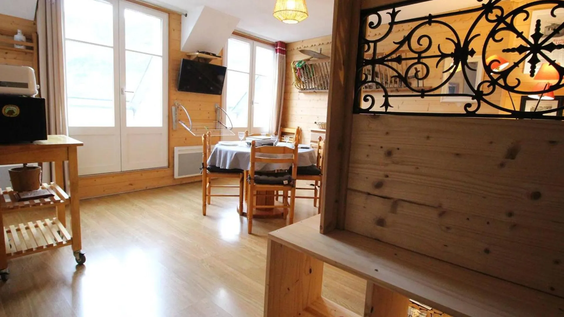 Apartamento Duplex Centre Luchon 4 Pers, Balcons, Parking Prive - Fr-1-313-239 Bagnères-de-Luchon